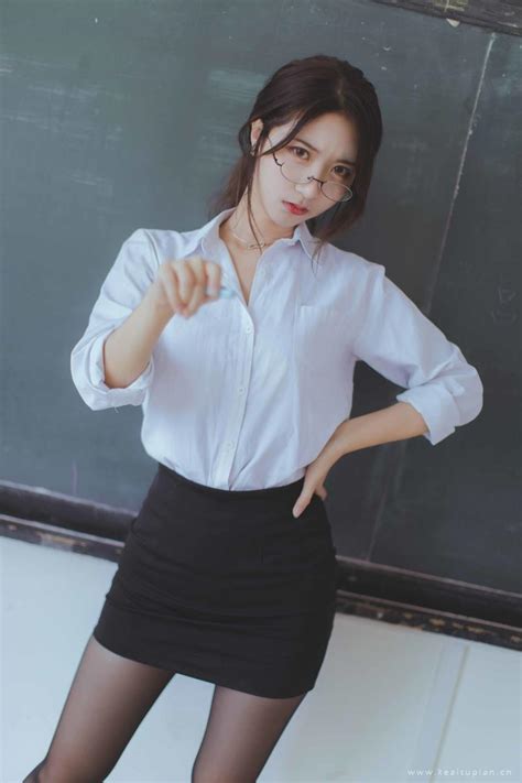 儿子与情人视频免费观看在线播放